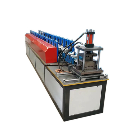 アルミニウム シャッター ドアの圧延機380V 50Hzの高い等級No.45は造った