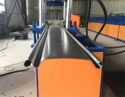機械二重ローラー シャッター ドアのスラット機械を形作る金属シャッター ドア ロール